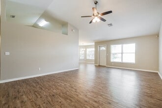 471 Shady Creek Ln in Clermont, FL - Building Photo - Building Photo
