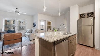 2825 Main St, Unit 1225 in Buda, TX - Building Photo - Building Photo