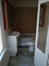 917 Seymour Ave in Lansing, MI - Foto de edificio - Building Photo