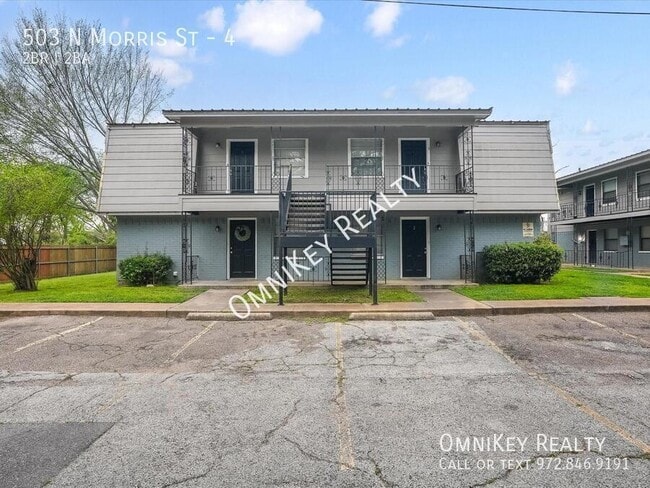 property at 503 N Morris St