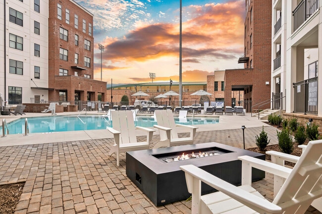 408 Jackson