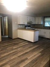 1336 Meadow Ln in Neenah, WI - Building Photo - Building Photo