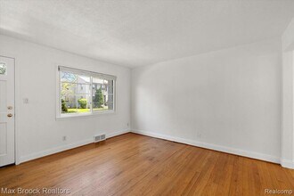 1652 Graefield Rd in Birmingham, MI - Building Photo - Building Photo