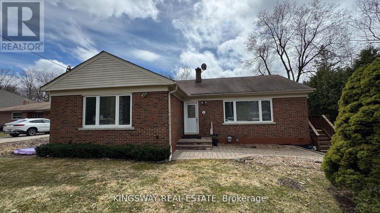 65 Park Crescent in Richmond Hill, ON - Building Photo