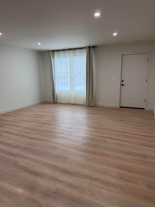 1007 Jefferson St in Columbia, MO - Building Photo - Building Photo