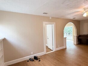 2010 22nd St S in St. Petersburg, FL - Building Photo - Building Photo
