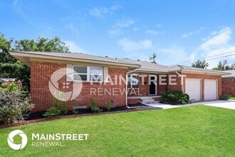 2632 Kings Way in The Village, OK - Foto de edificio - Building Photo