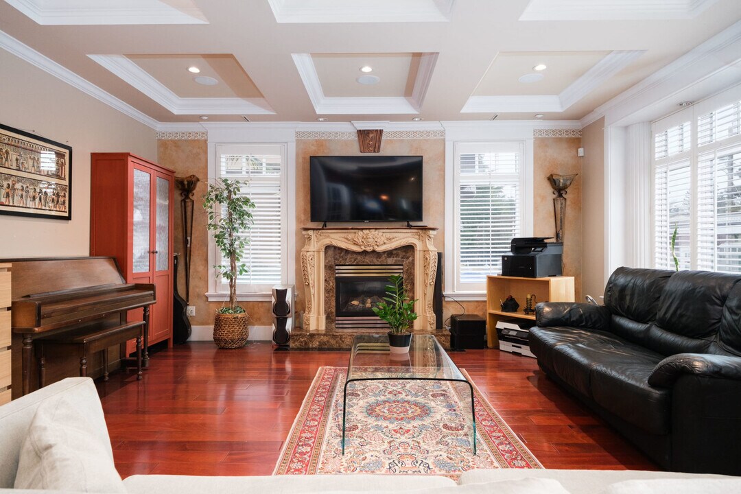 416 W 37th Ave in Vancouver, BC - Building Photo