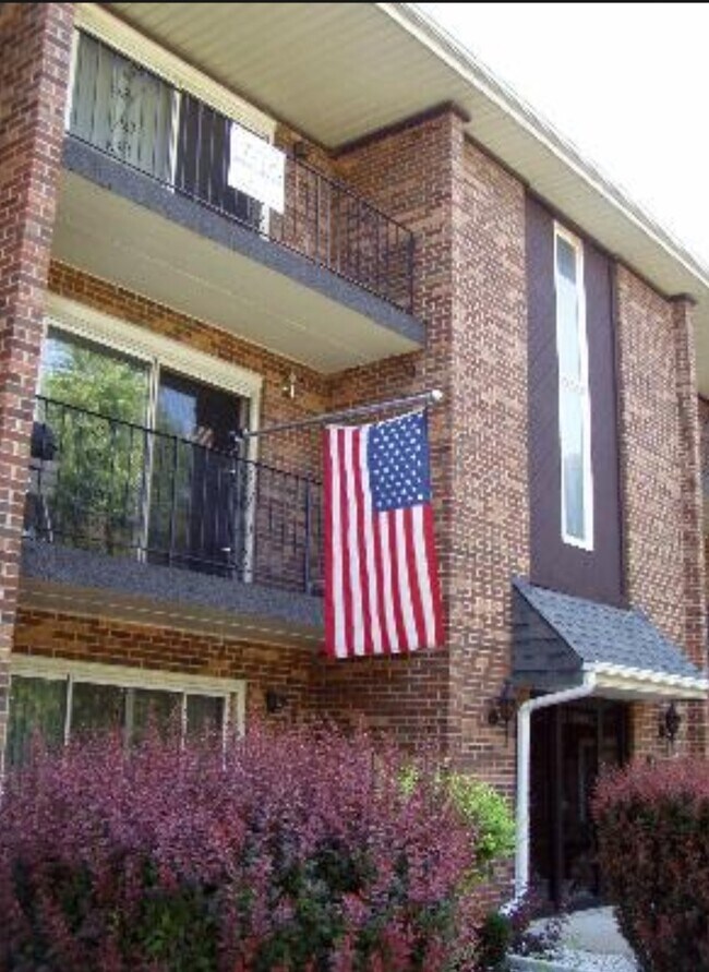 13050 S Marquette Ave Rentals in Chicago, IL