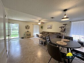 115 4th Ave in Shalimar, FL - Building Photo - Building Photo