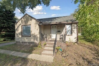 5315 Edgewood St in Dearborn Heights, MI - Building Photo - Building Photo