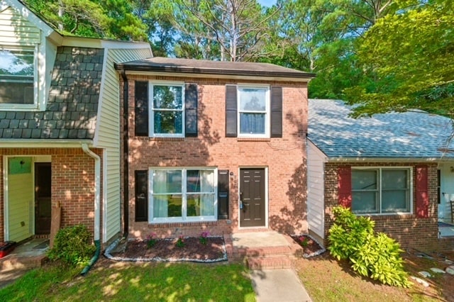 398 Patrick Henry Ct