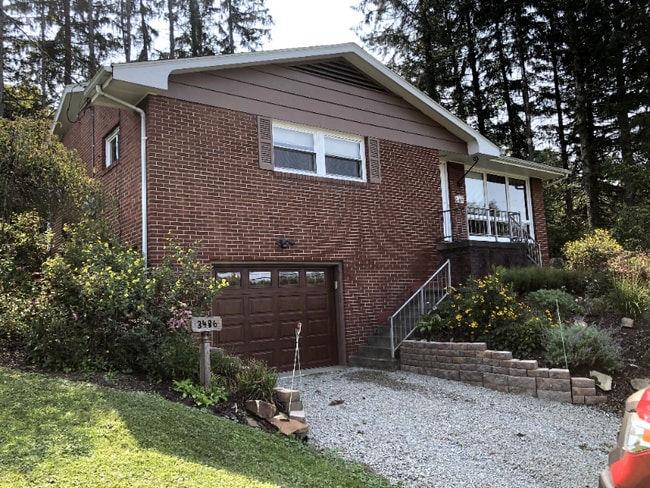 property at 3486 PA-711