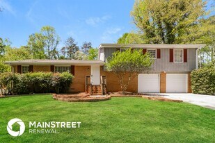 2255 Kings Forest Dr SE in Conyers, GA - Building Photo