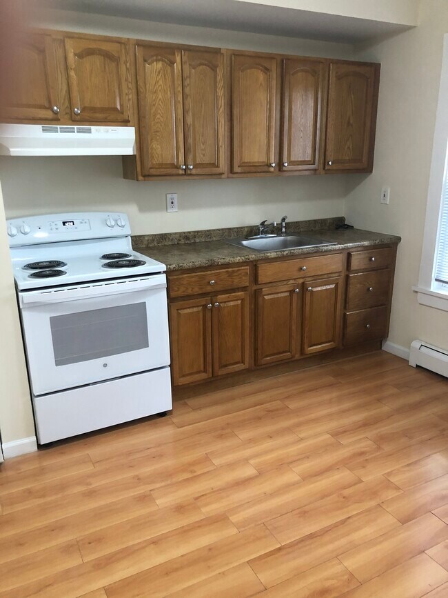 52 Prospect St Rentals in Derby, CT