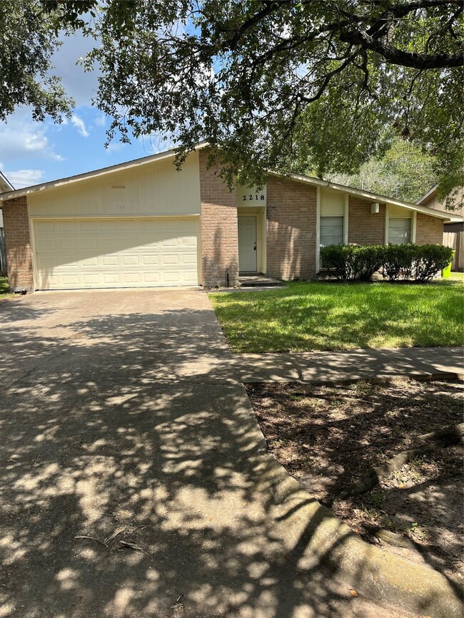 2218 Stillmeadow Dr