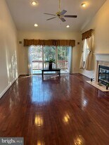 22 Brandywine Ct in Washington Crossing, PA - Building Photo