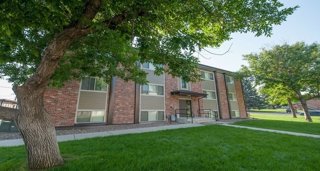 Vista Villa/River Run in Great Falls, MT - Foto de edificio - Building Photo