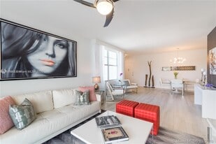 3 Island Ave, Unit 09 D in Miami Beach, FL - Building Photo