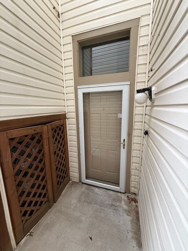 18363 Leman Lake Dr in Olney, MD - Building Photo - Building Photo