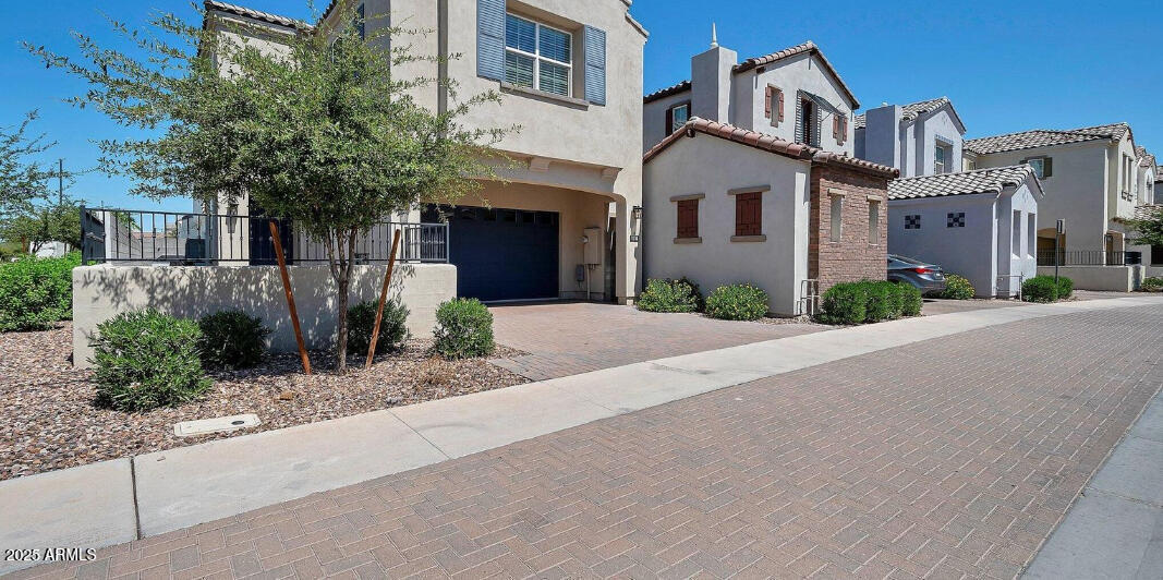 1516 E Dublin St in Gilbert, AZ - Foto de edificio