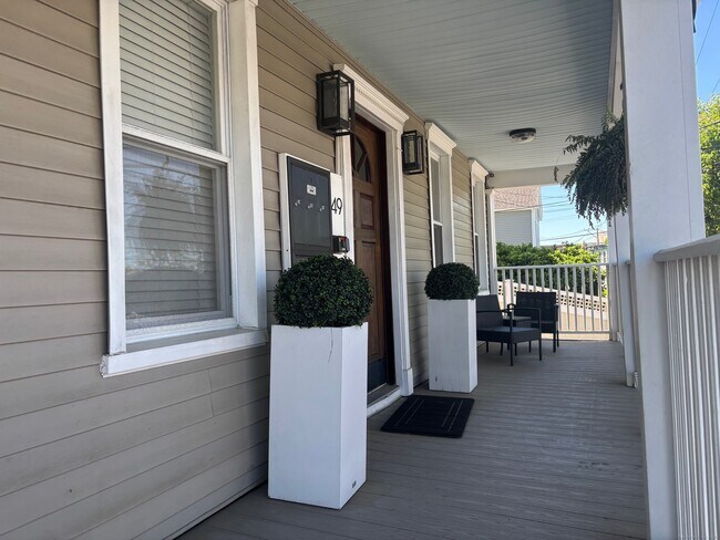 49 S Water St in Greenwich, CT - Building Photo - Building Photo