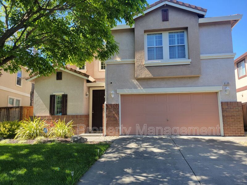 5130 Tawny Lake Pl in Fairfield, CA - Building Photo
