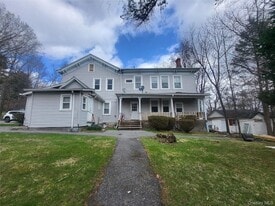 123 Old Turnpike Rd, Unit 2C in Bloomingburg, NY - Building Photo