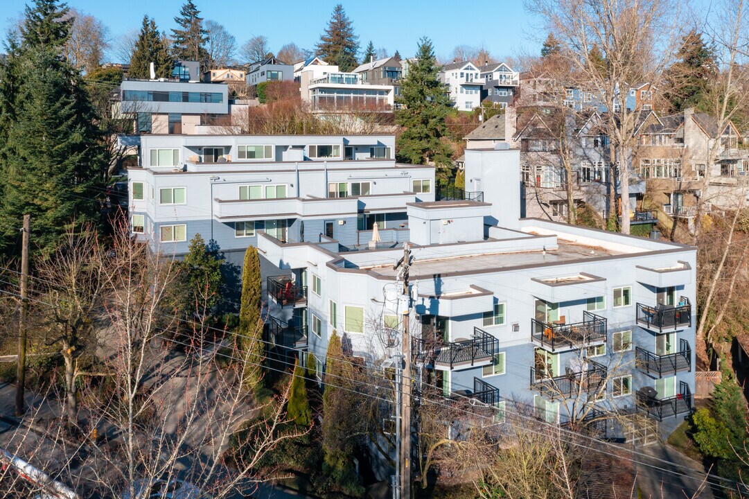 Arboretum View Apartments in Seattle, WA - Foto de edificio