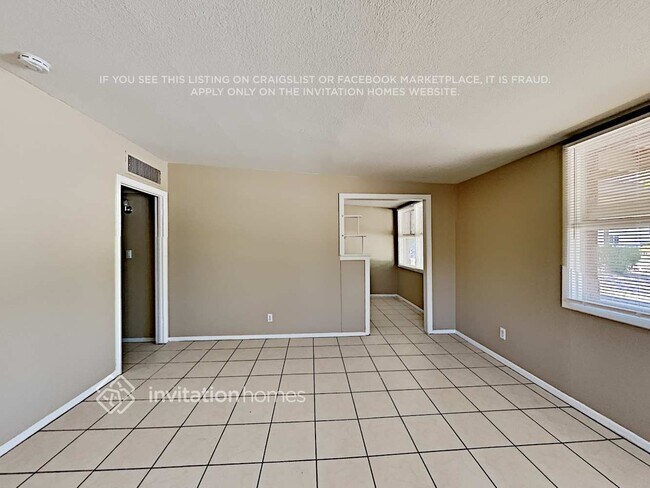 2831 E Osborn Rd in Phoenix, AZ - Building Photo - Building Photo