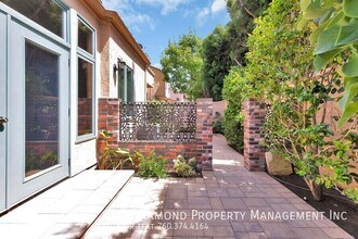 3650 Paseo Vista Famosa in Rancho Santa Fe, CA - Building Photo - Building Photo