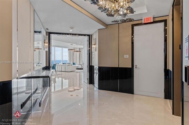 17975 Collins Ave, Unit 1002 in Sunny Isles Beach, FL - Building Photo - Building Photo
