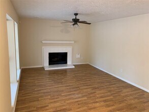 1103 Mountain Meadows Dr in Katy, TX - Building Photo - Building Photo