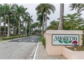 11837 SW 100th St in Miami, FL - Building Photo