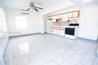 1843 Cleveland St in Hollywood, FL - Building Photo - Building Photo