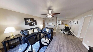 515 S Bender Ave in Humble, TX - Building Photo - Building Photo
