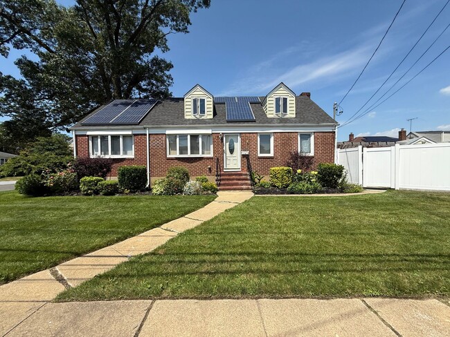 property at 100 Newbold Ave