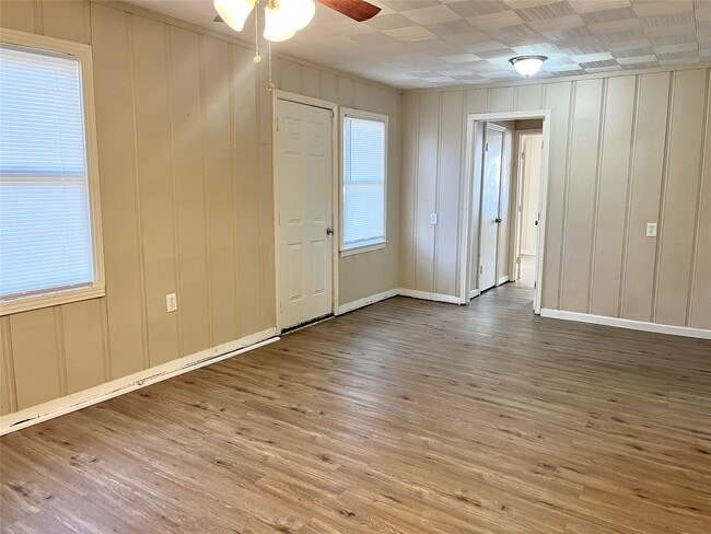 property at 946 Milam St