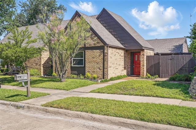 property at 2813 Prescott Dr