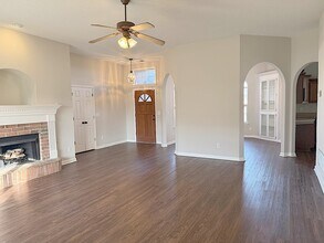 4476 S Kanita Cove in Memphis, TN - Building Photo - Building Photo