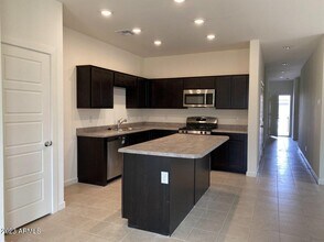 35477 W Santa Barbara Ave in Maricopa, AZ - Building Photo - Building Photo