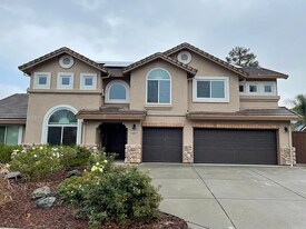 1393 Arrowhead Ave in Livermore, CA - Building Photo