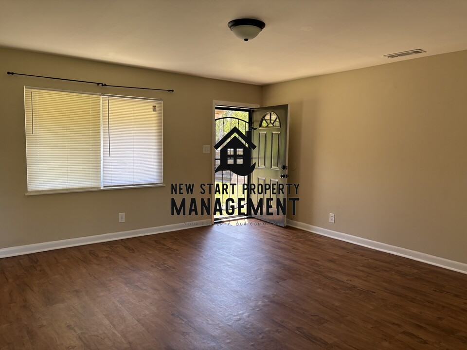 201 Carolina Ave in Warner Robins, GA - Building Photo