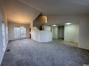 4628 Windcrest Dr in Reno, NV - Building Photo - Building Photo