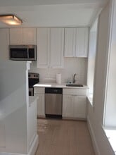1451 Park Rd NW, Unit 215 in Washington, DC - Foto de edificio - Building Photo