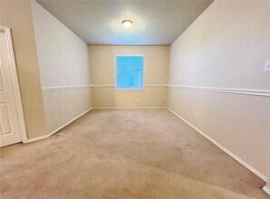 7912 Mirror Rock Ln in Denton, TX - Building Photo - Building Photo