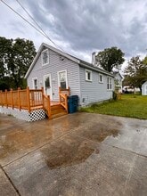 9609 Maplewood St in Angola, NY - Building Photo - Building Photo