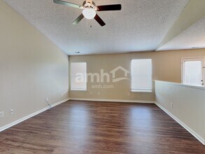 9914 Cedarstone Ln in Avon, IN - Building Photo - Building Photo