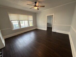 1473 Montgomery Ave, Unit 1 in Muskegon, MI - Building Photo - Building Photo