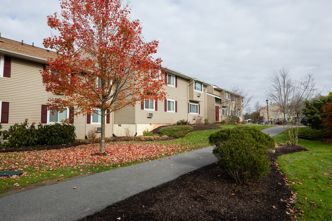 Applewood Acres in Clarks Summit, PA - Building Photo